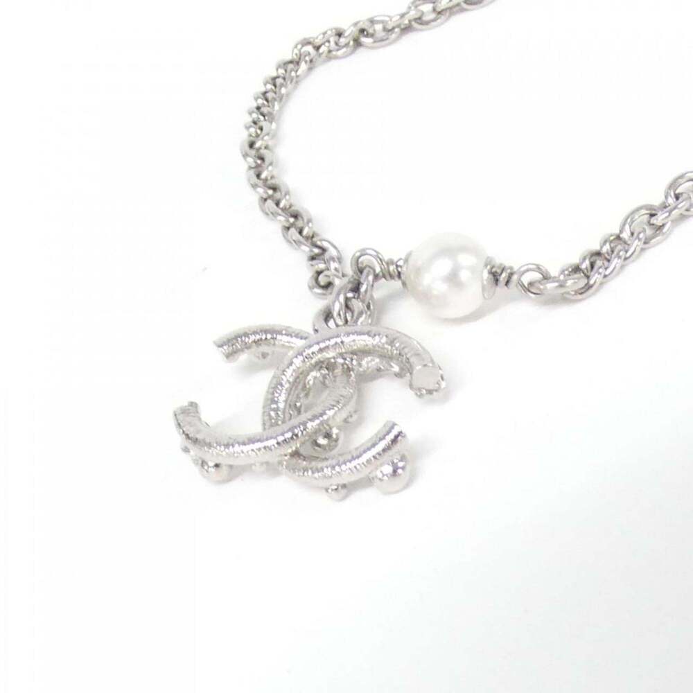 CHANEL Authentic White Charm Bracelet - Picture 3 of 4